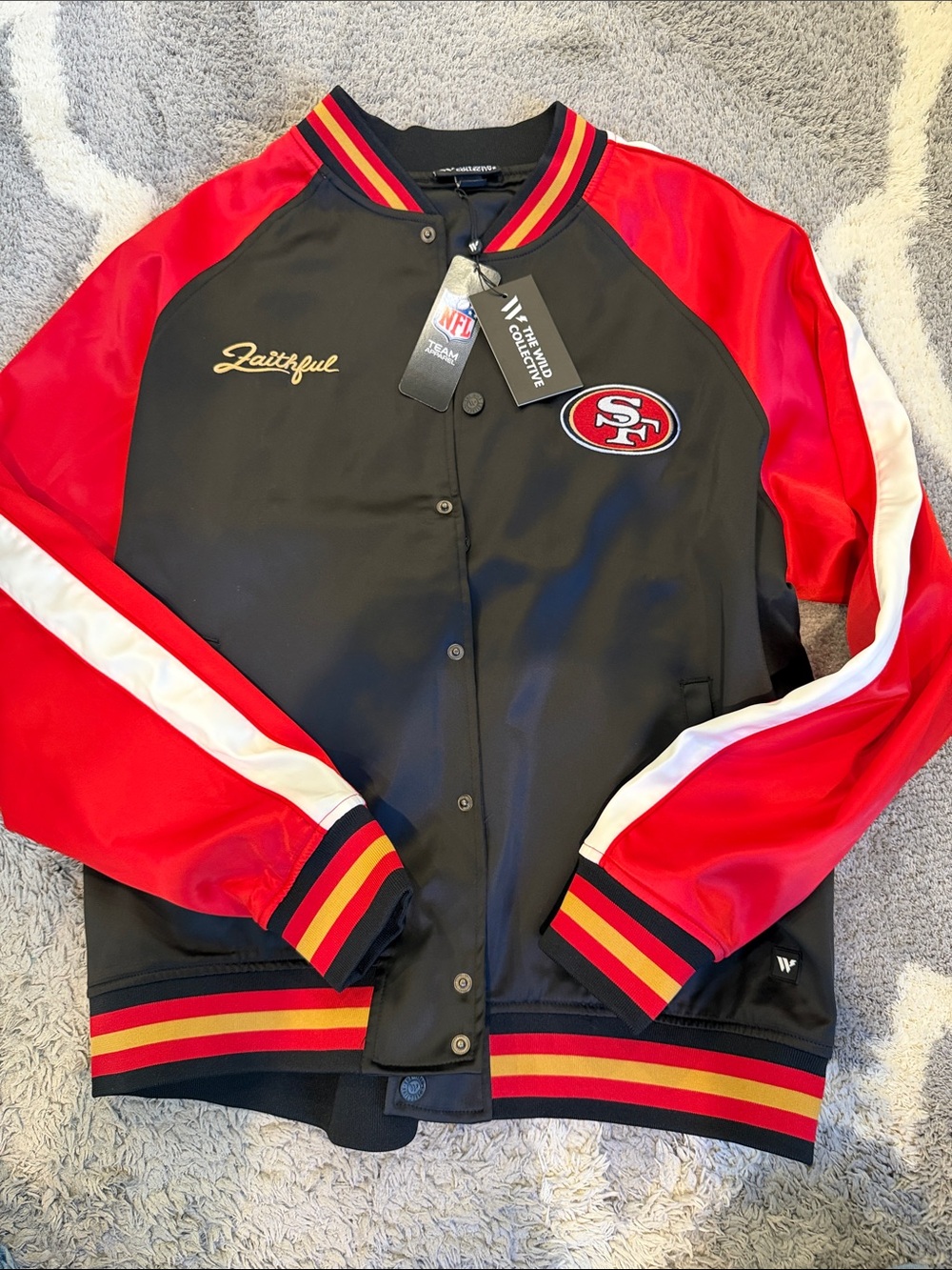 TEAM EXCLUSIVSan Francisco 49ers Black & Red HEAVY SATIN JACKET LARGE